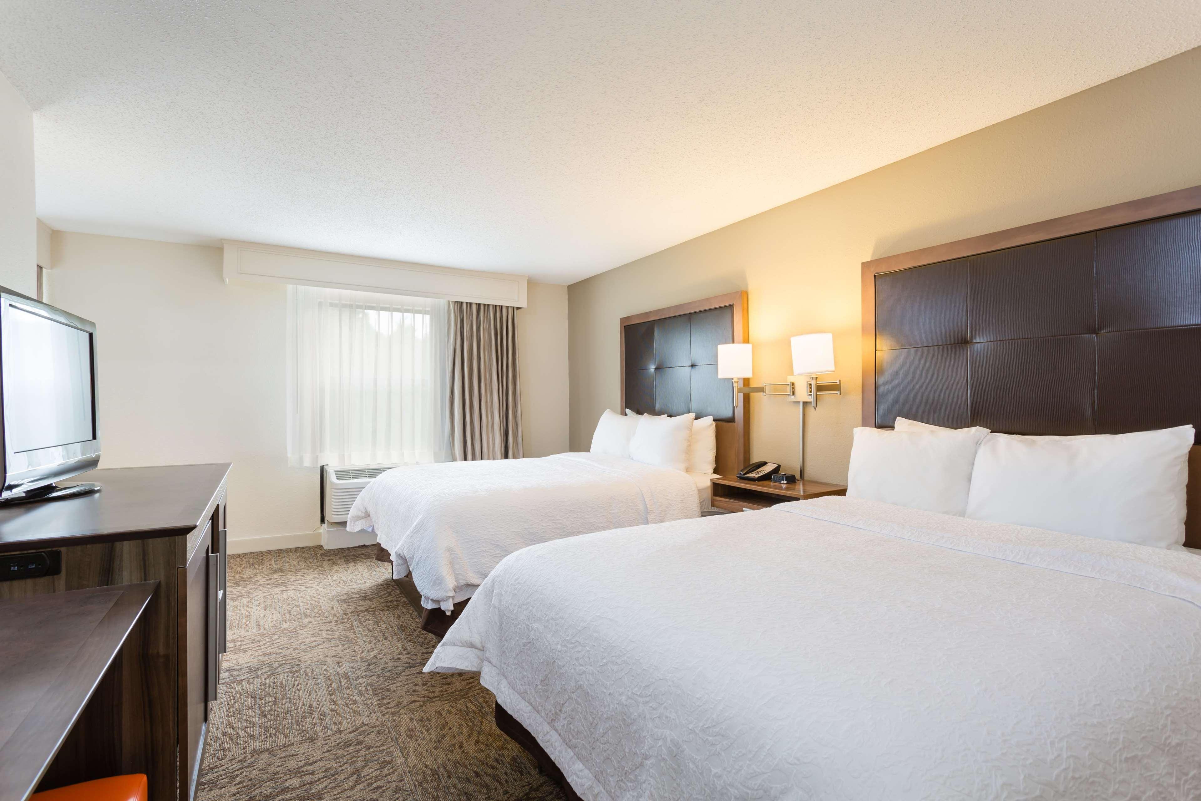 Hampton Inn Havelock Bagian luar foto
