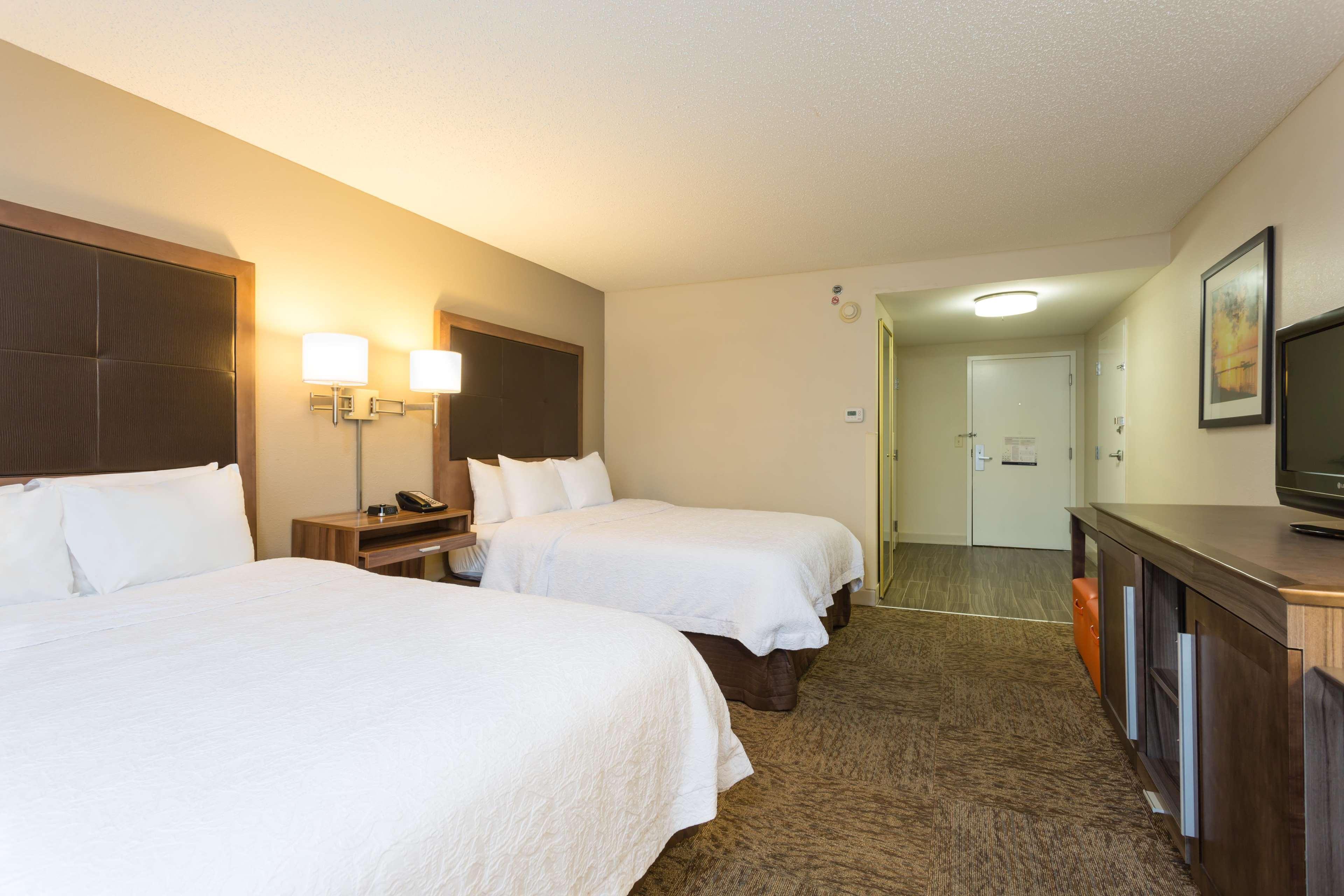 Hampton Inn Havelock Bagian luar foto