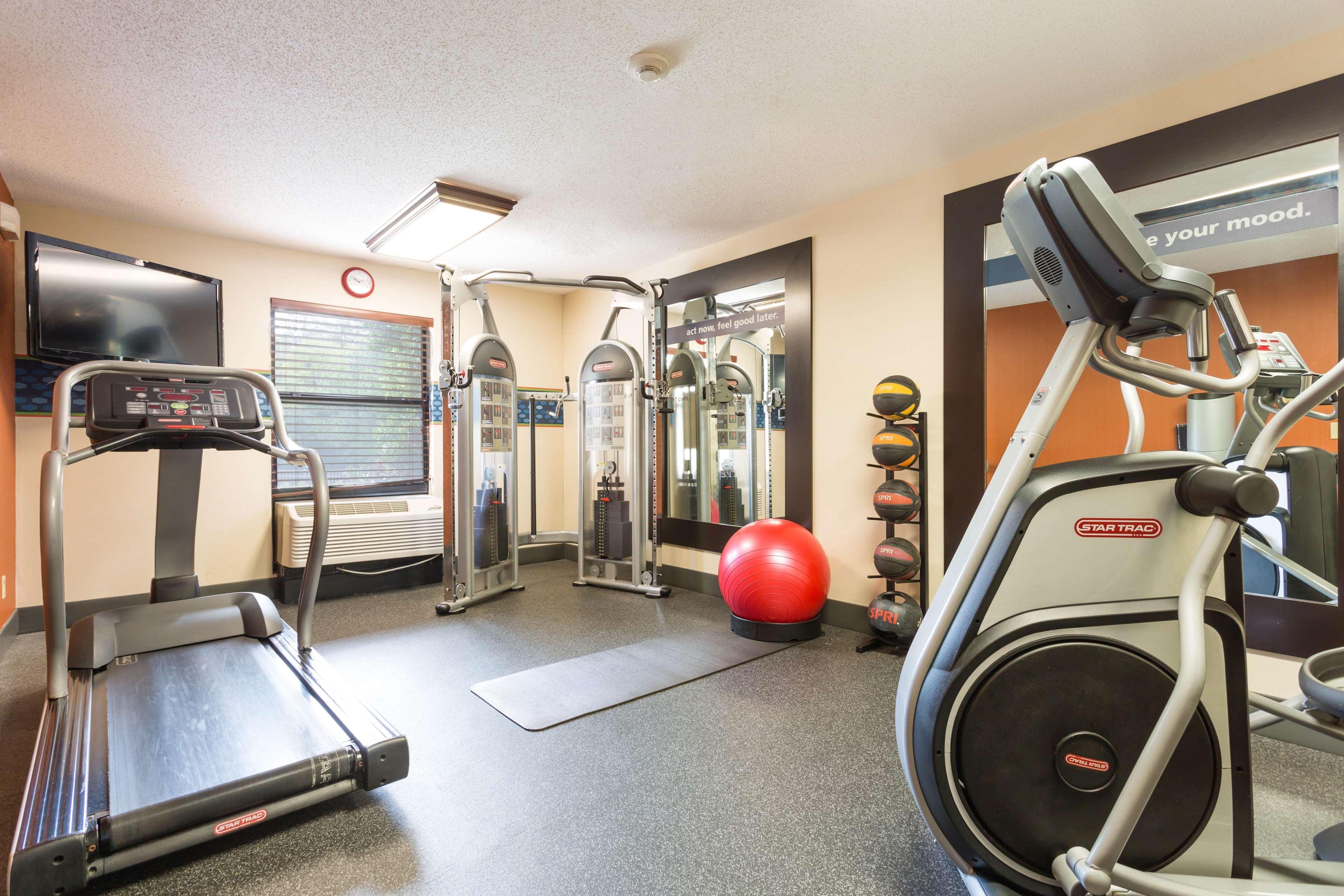 Hampton Inn Havelock Bagian luar foto