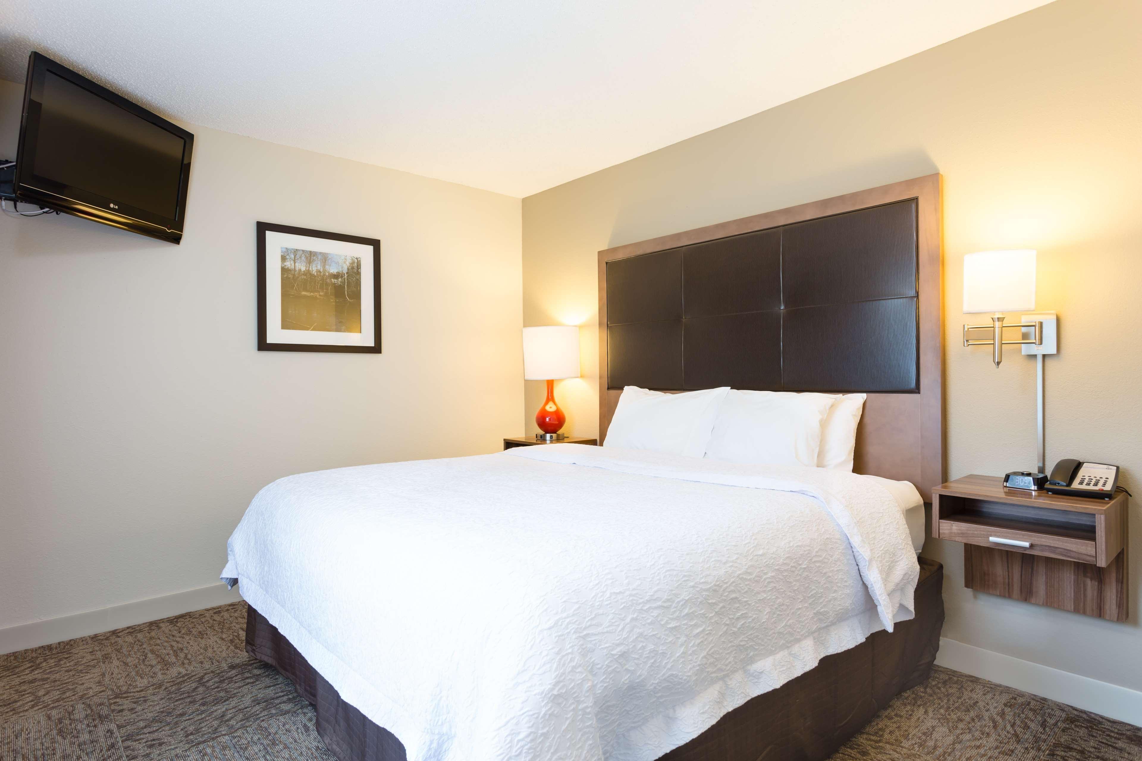 Hampton Inn Havelock Bagian luar foto