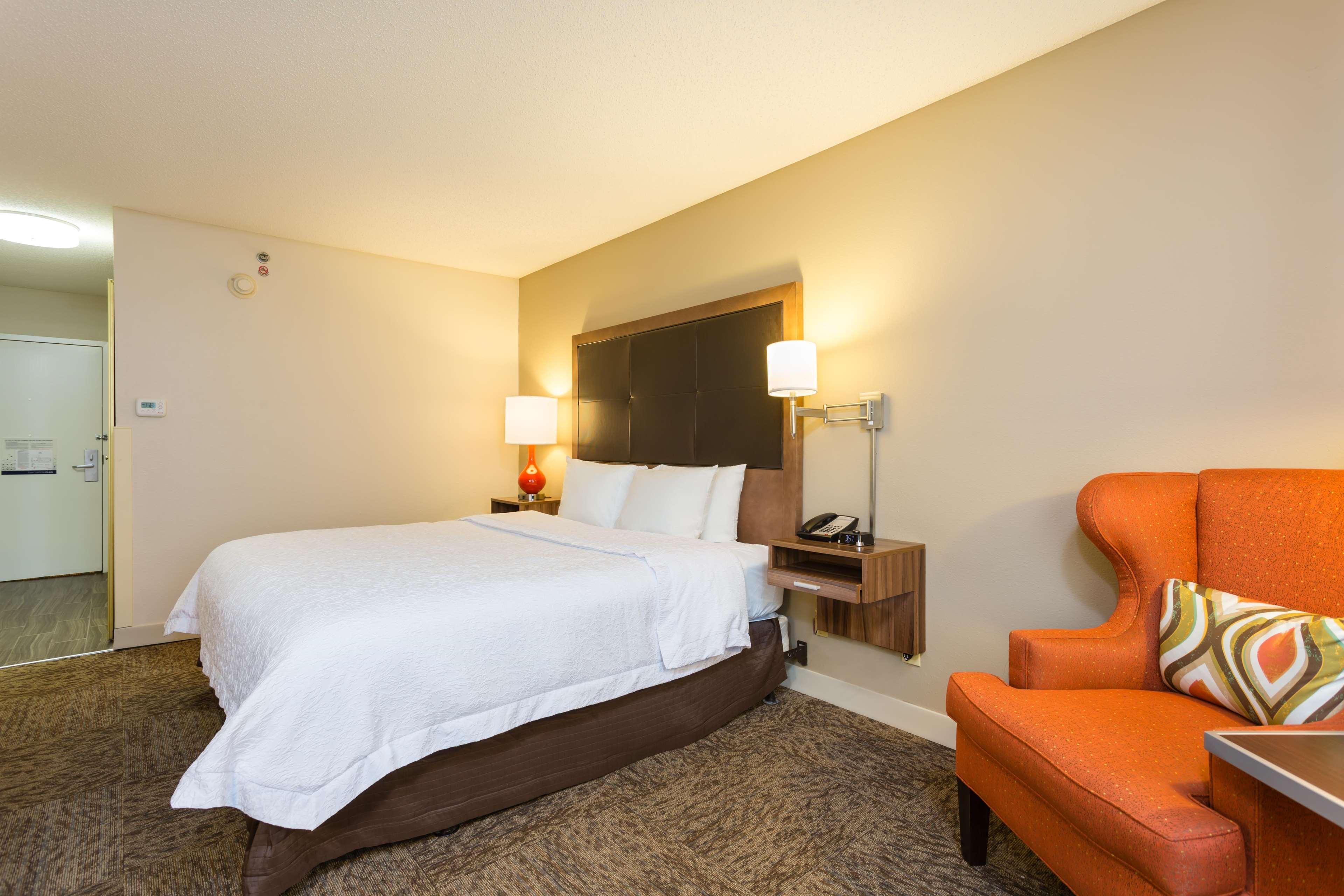 Hampton Inn Havelock Bagian luar foto