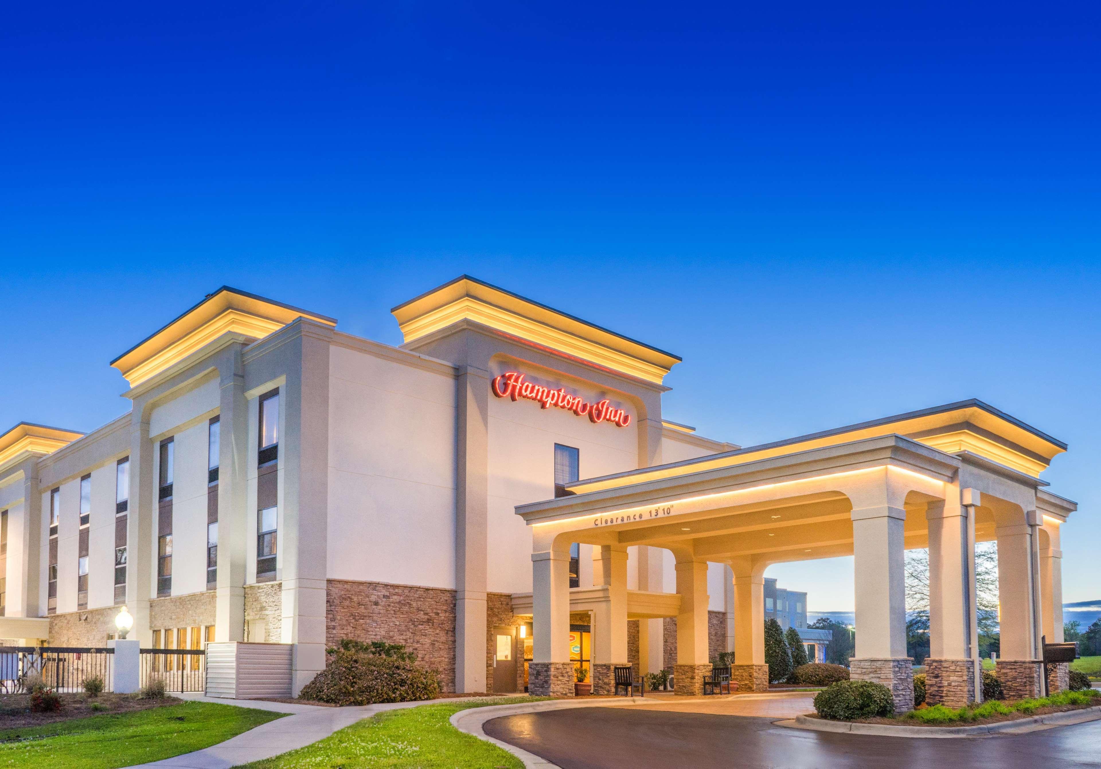 Hampton Inn Havelock Bagian luar foto