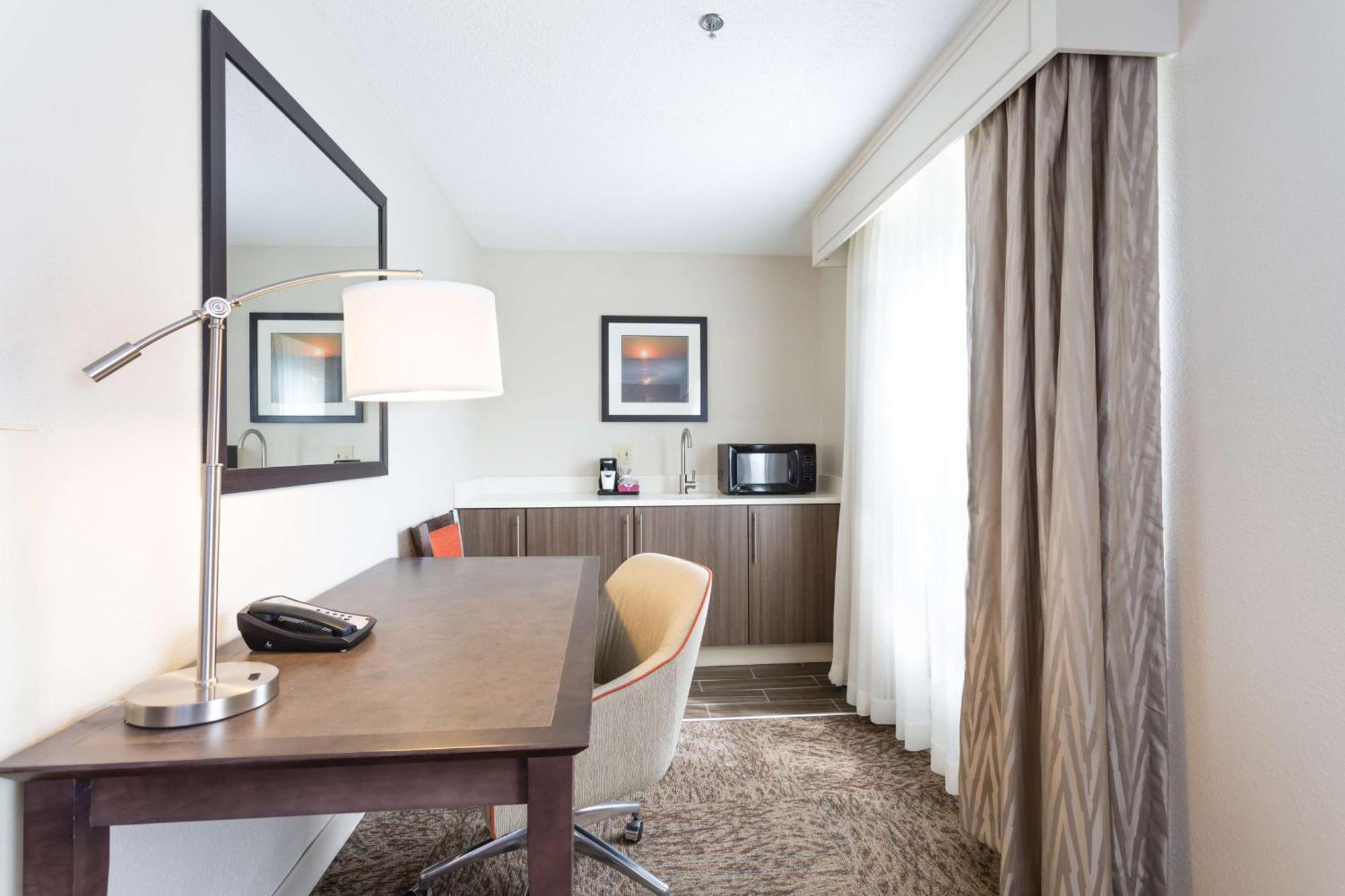 Hampton Inn Havelock Bagian luar foto