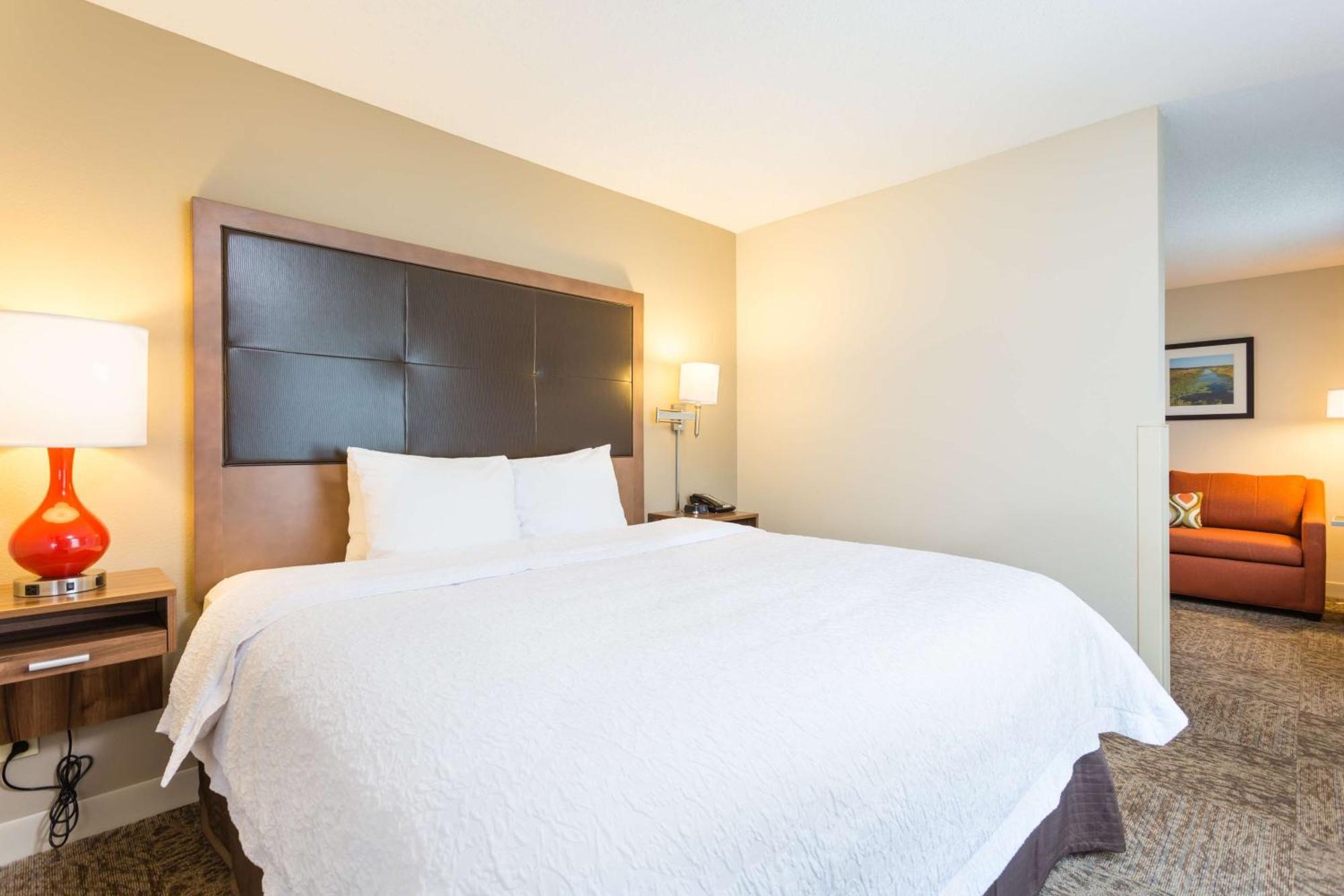Hampton Inn Havelock Bagian luar foto