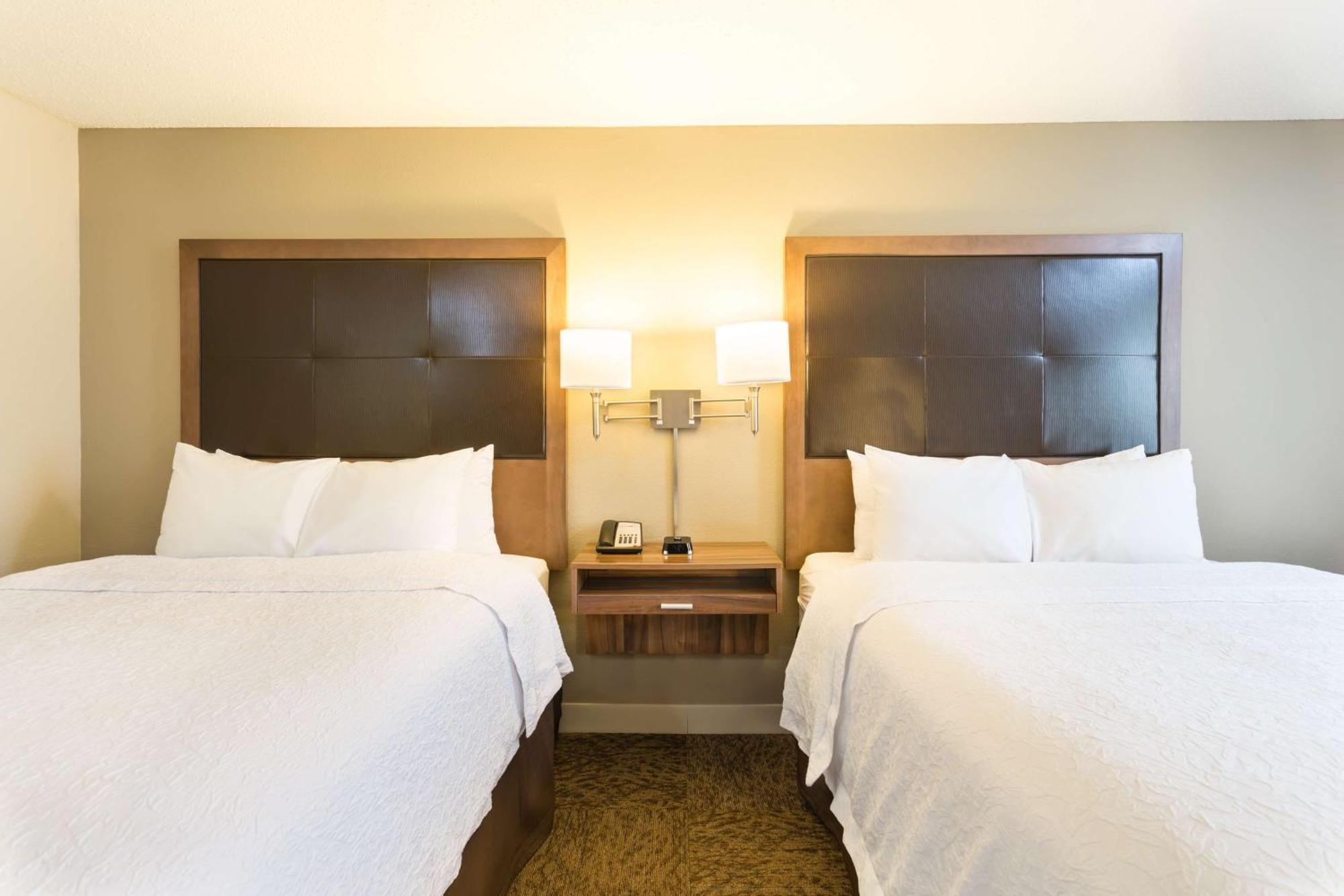 Hampton Inn Havelock Bagian luar foto