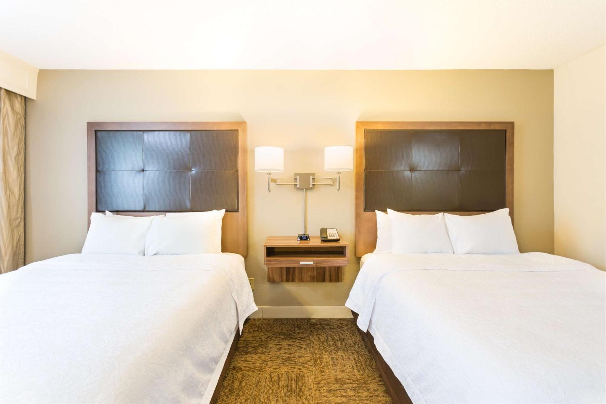 Hampton Inn Havelock Bagian luar foto